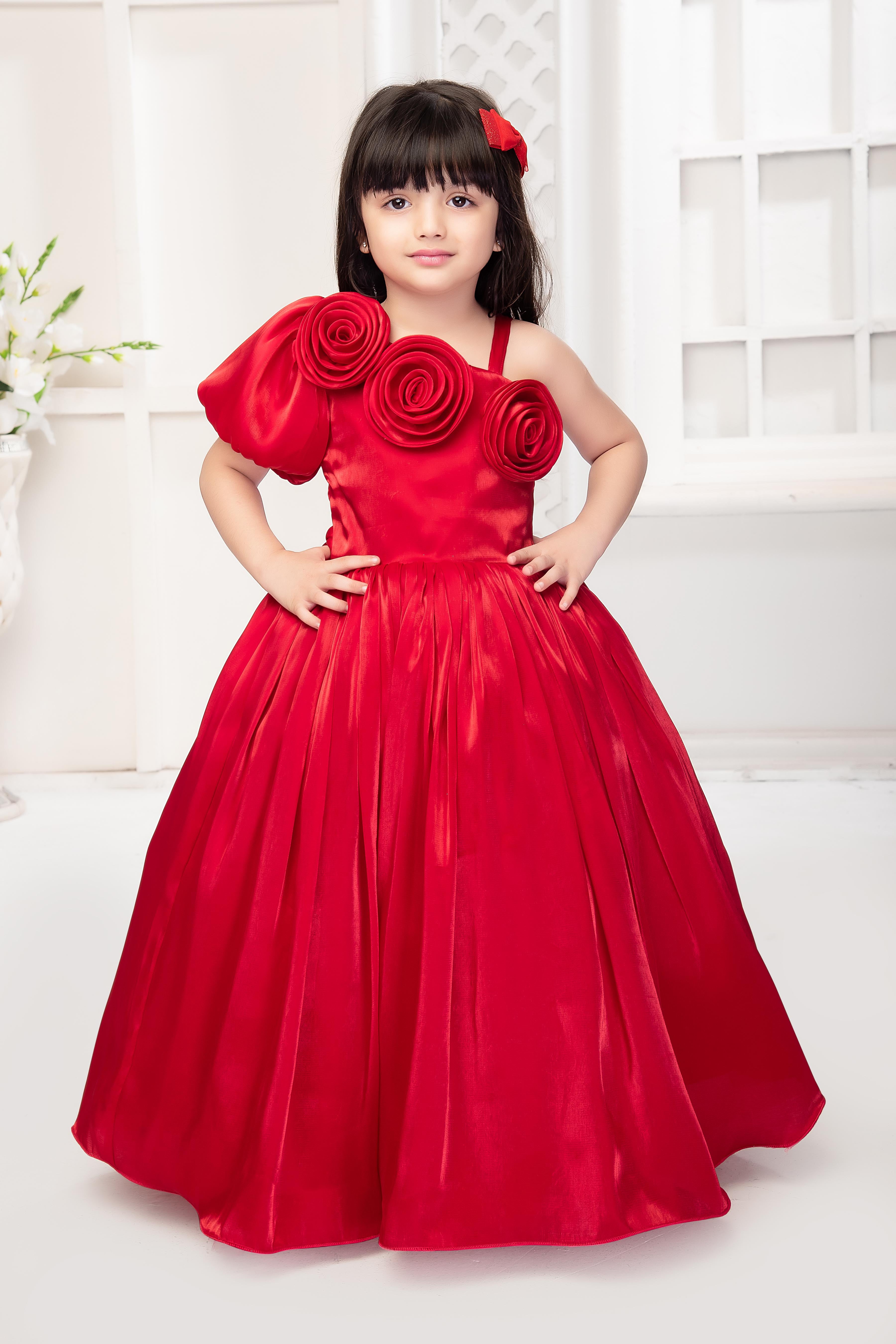 2021 Luxurious Red Crystals Flower Girl Dresses Sheer Neck Ball Gown Little  Girl Wedding Dress Communion Pageant Gowns ZJ555268U From 100,72 € | DHgate